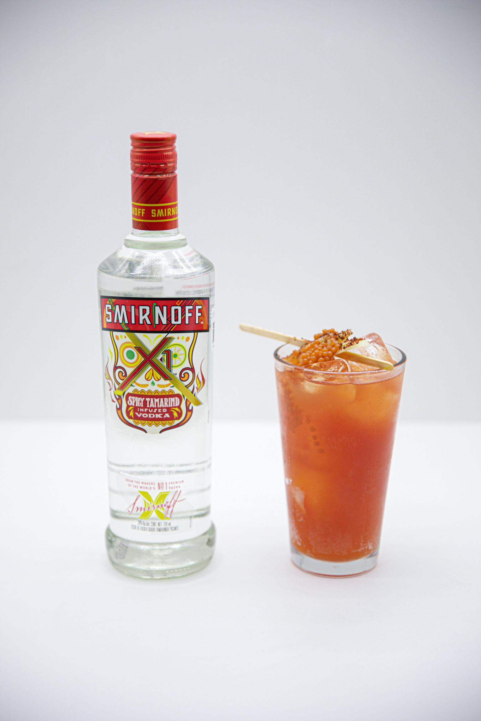 Smirnoff Tamarindo El Vodka Favorito Se Reinventa Y Presenta Edicion Limitada Y Nuevas Recetas De Cocktails Beat Night Mx